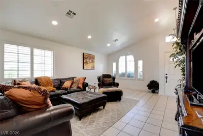 7365 Tamarind Avenue Living Room