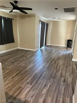 9057 Intriguing Avenue Living Room