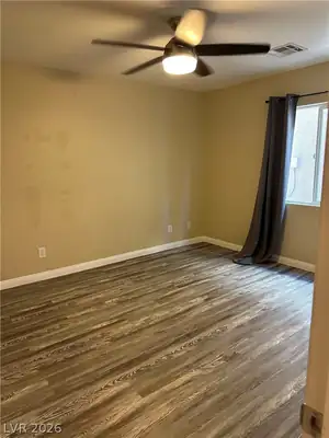 9057 Intriguing Avenue Bedroom