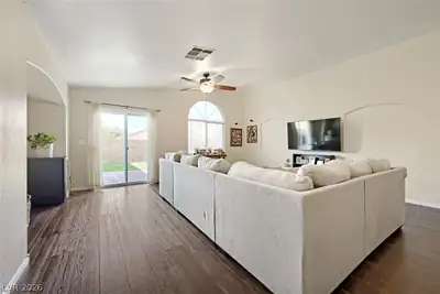 3488 Cherbourg Avenue Living Room