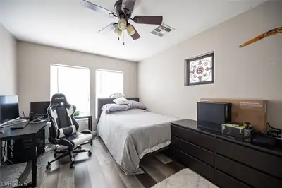 6882 Bronze Meadow Avenue Bedroom