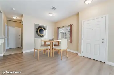 1080 Slate Crossing Lane 3 Dining Area