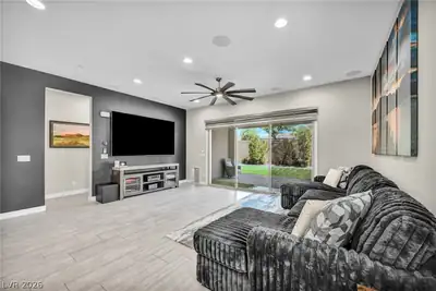 11584 Painted Chasm Way Living Room