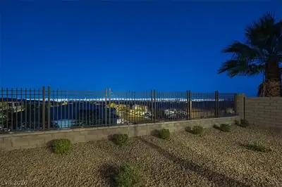 36 Berneri Drive Yard