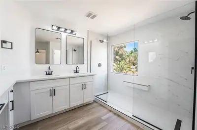 3812 Champagne Wood Drive Primary Bathroom