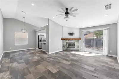 5308 Dana Springs Way Living Room