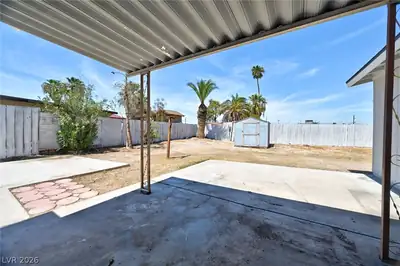 4610 Pioneer Avenue Patio