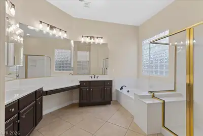 10602 Fable Street Primary Bathroom