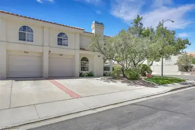 7989 Lisa Dawn Avenue, Las Vegas, NV 89147 Front of Structure