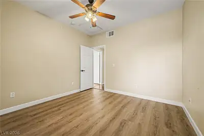 8250 North Grand Canyon Drive 2179 Bedroom