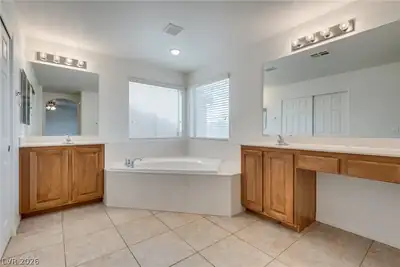 9360 Netherfield Avenue Primary Bathroom