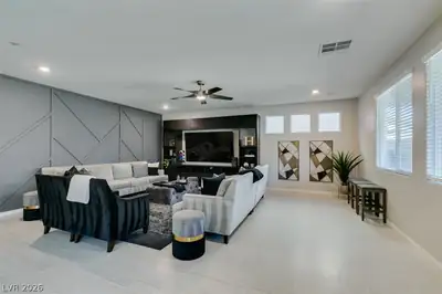 4058 Kibraney Avenue Living Room