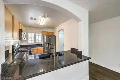 6675 Oxendale Avenue Kitchen