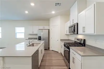 1691 Douglas Creek Street Kitchen