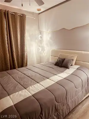 109 Glen Oak Drive Bedroom