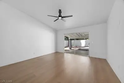 1408 Stacey Lane Dining Area