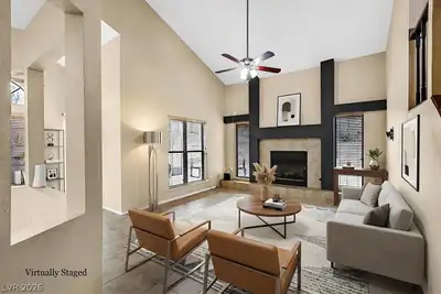 3820 Rhine Way Living Room