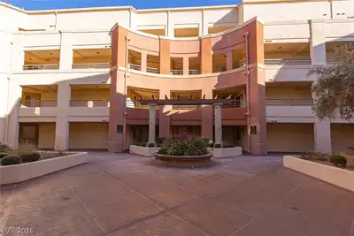 210 East Flamingo Road 117 Courtyard