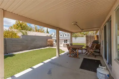 1109 Deer Horn Lane Patio