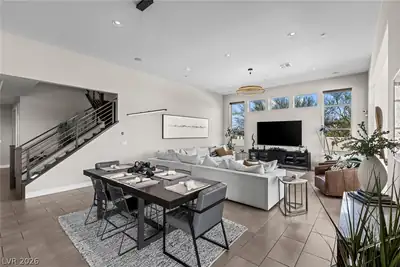 7851 West Wigwam Avenue Dining Area