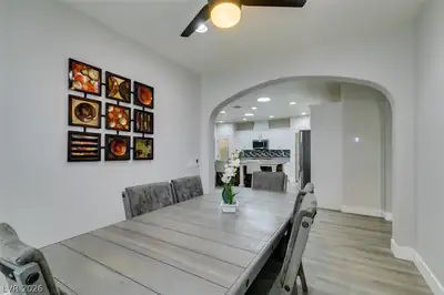 653 Bighorn Creek Street Dining Area
