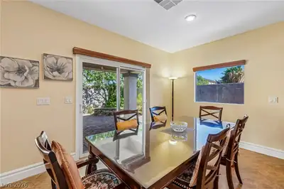 1068 Oak Fair Street Dining Area