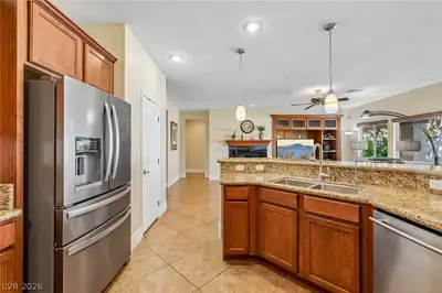 1068 Oak Fair Street Kitchen