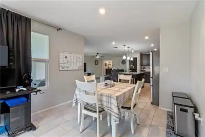 435 Triple Falls Street Dining Area