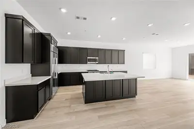 10405 Diana Summit Street Kitchen