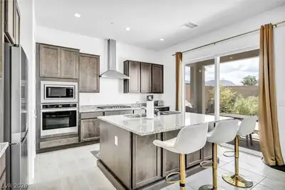 9075 North West Dolce Brezza Street Kitchen