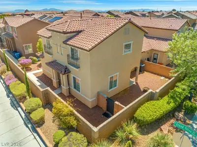 9860 Twilight Walk Avenue Las Vegas, NV 89149