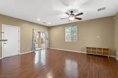9860 Twilight Walk Avenue Living Room