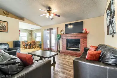 5655 West Katie Avenue Living Room