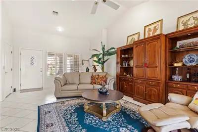 2924 Lotus Hill Drive, Las Vegas, NV 89134 Living Room