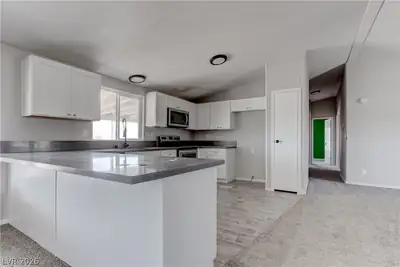 1701 Fremont Kitchen
