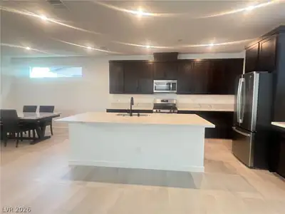 3212 Cristallo Avenue Kitchen