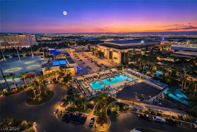 145 East HARMON Avenue 2604, Las Vegas