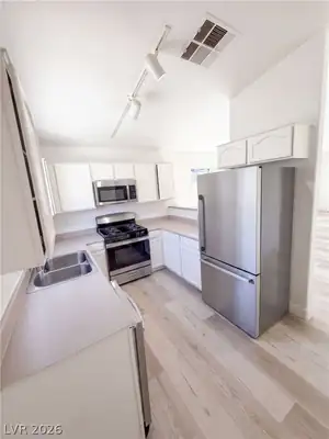 5222 Jewel Canyon Drive 