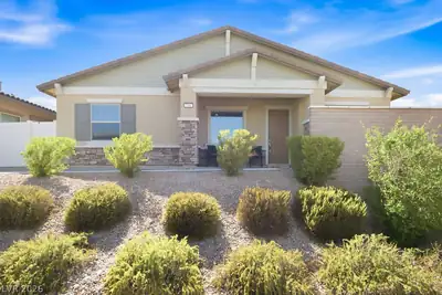 794 Charming Holly Street Henderson, NV 89011