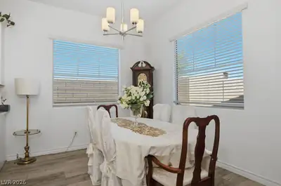 794 Charming Holly Street Dining Area