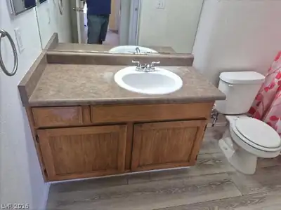 7255 West Sunset Road 2164 Bathroom