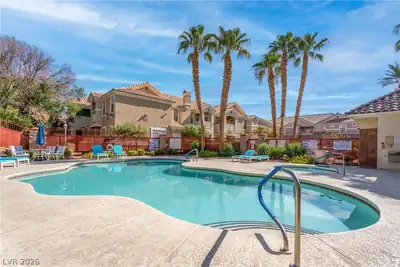 5855 Valley Drive 1077 Pool