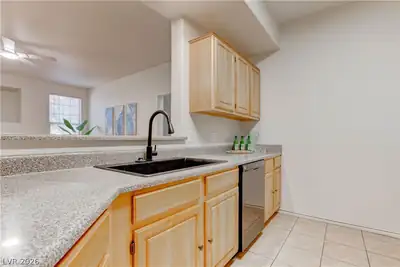 5855 Valley Drive 1077 Kitchen