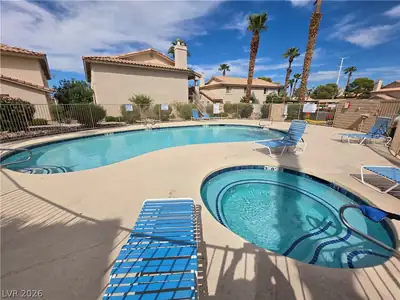 932 Boulder Mesa Drive 102 Pool