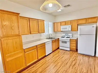 7825 Ithaca Falls Street Kitchen