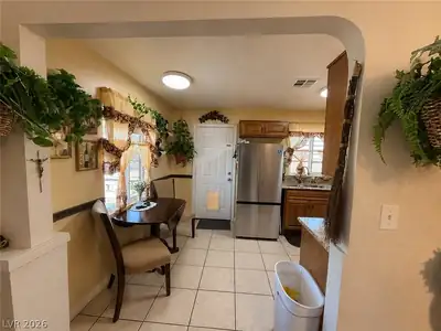 410 West Atlantic Avenue Dining Area