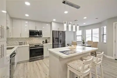2720 Beaver Creek Court 202 Kitchen