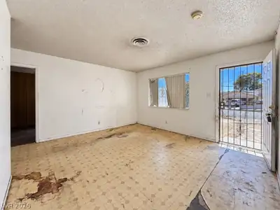 524 Recco Avenue 