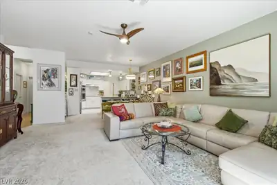 428 Wonderstone Drive 0 Living Room
