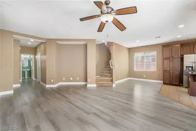 9845 Iris Valley Street Living Room